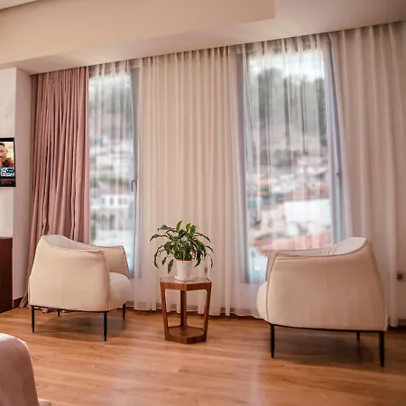 Portik Ξενοδοχείο Μπεράτ