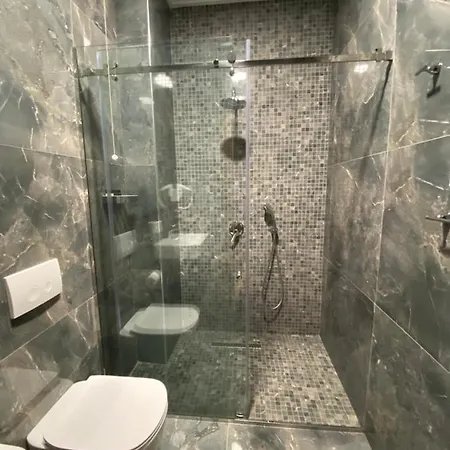 Portik Hotel 4*