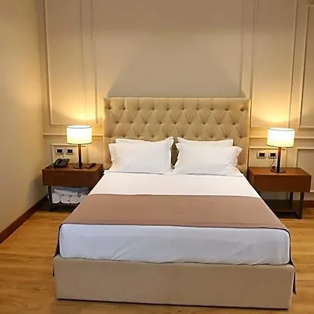 Portik 4* Berat