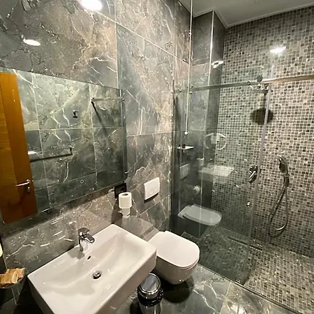 Hotel Portik Berat