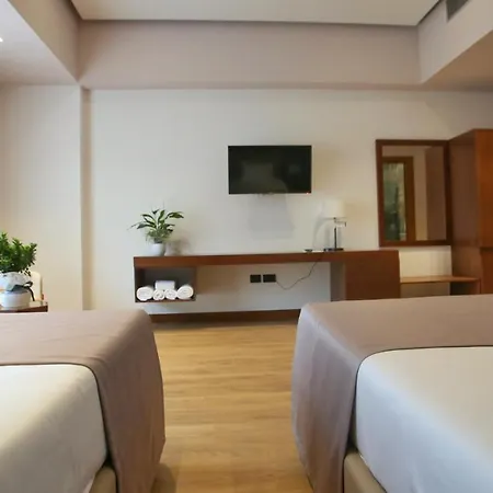 Portik 4* Berat