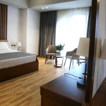 Portik 酒店 培拉特