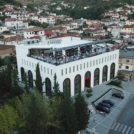 Portik 酒店 培拉特