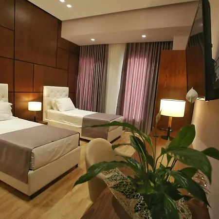 Portik 4* Berat
